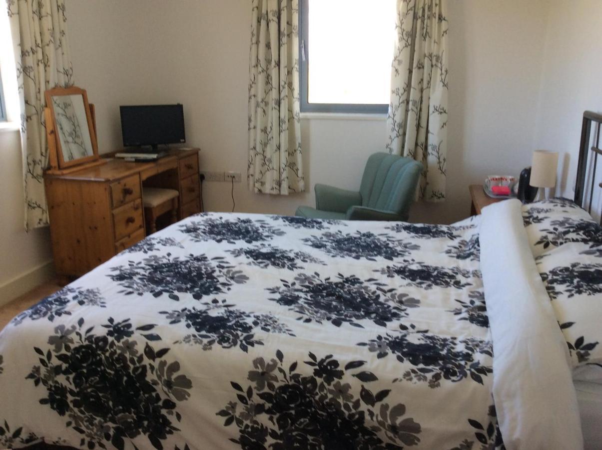 Hh Accommodation มิลลอม ภายนอก รูปภาพ